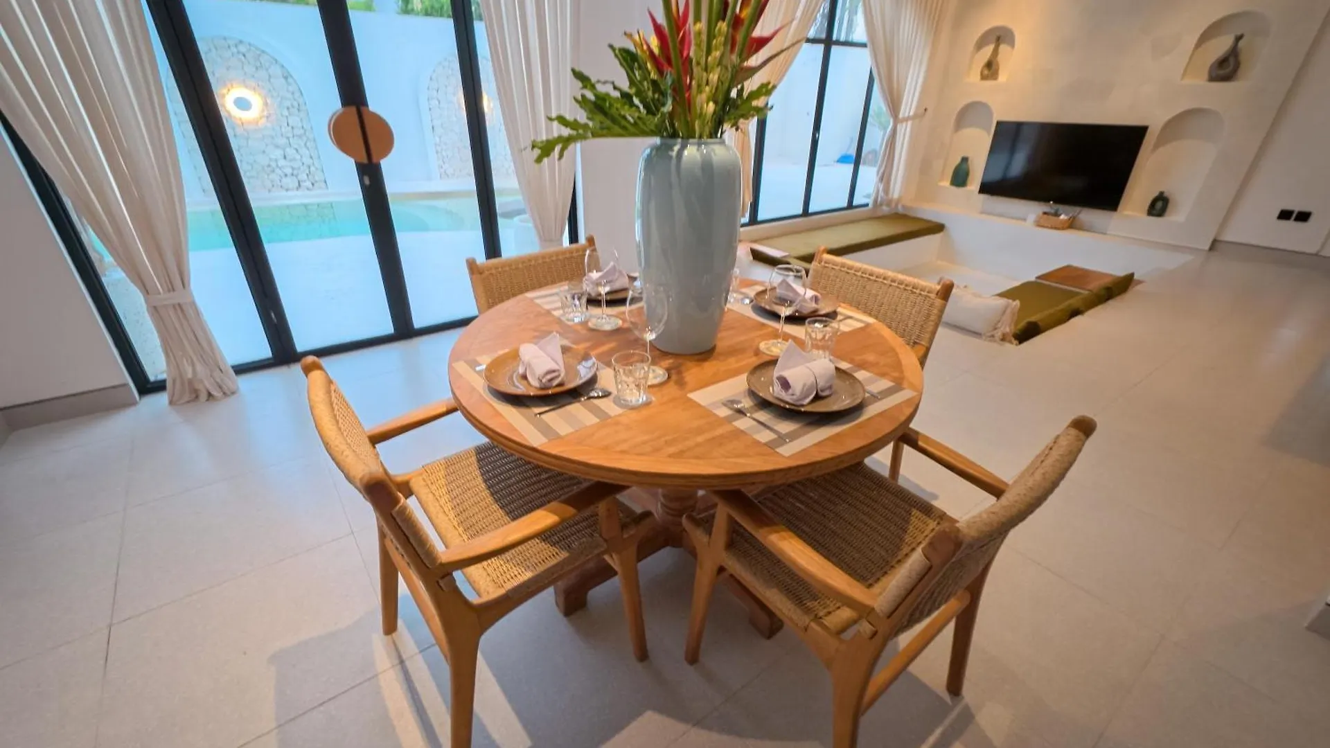 Miko Villa Seminyak Indonesia